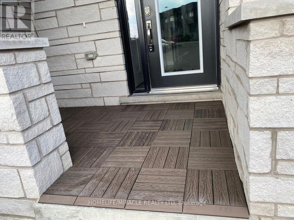 19 - 35 Midhurst Heights, Hamilton, Ontario  L8J 0K9 - Photo 3 - X12570250