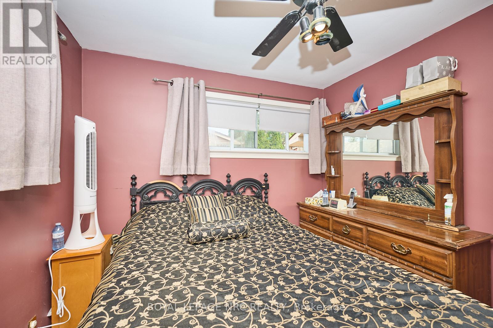 6947 Garden Street, Niagara Falls, Ontario  L2G 1H8 - Photo 16 - X12570280