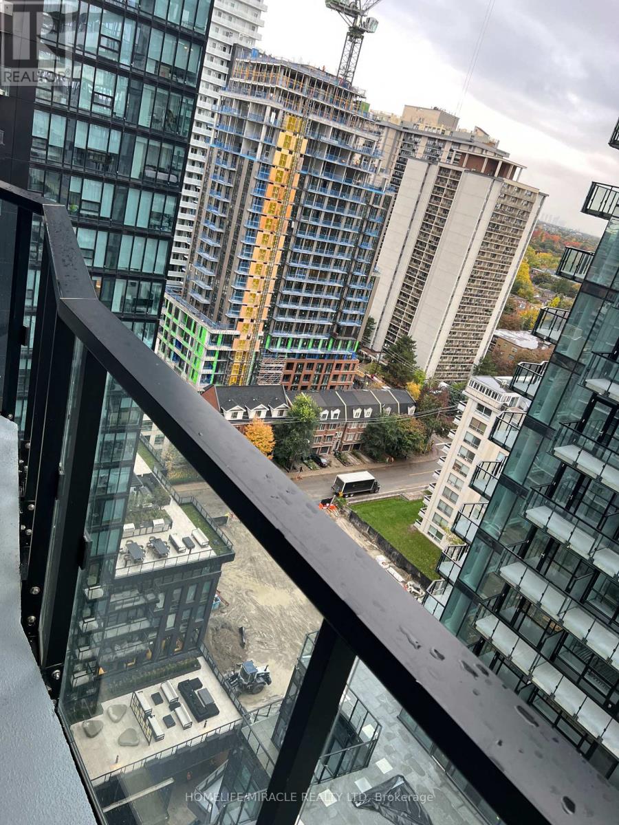 1706 - 110 Broadway Avenue, Toronto, Ontario  M4P 1V7 - Photo 5 - C12570288