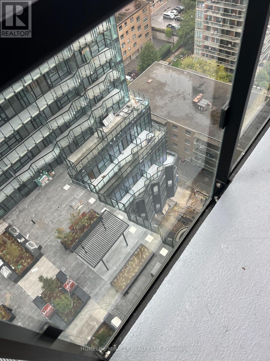 1706 - 110 Broadway Avenue, Toronto, Ontario  M4P 1V7 - Photo 6 - C12570288