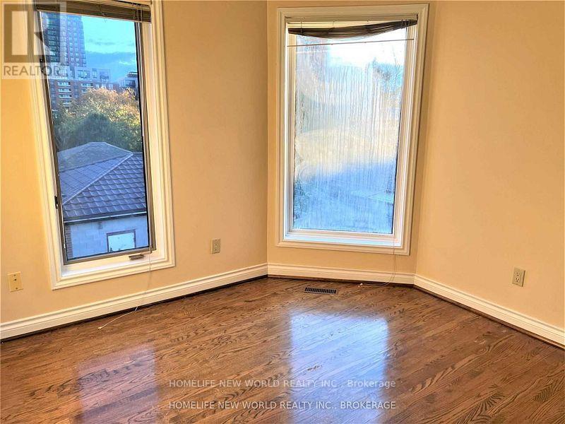 B - 8 Conland Avenue, Toronto, Ontario  M6A 2R9 - Photo 2 - W12570306