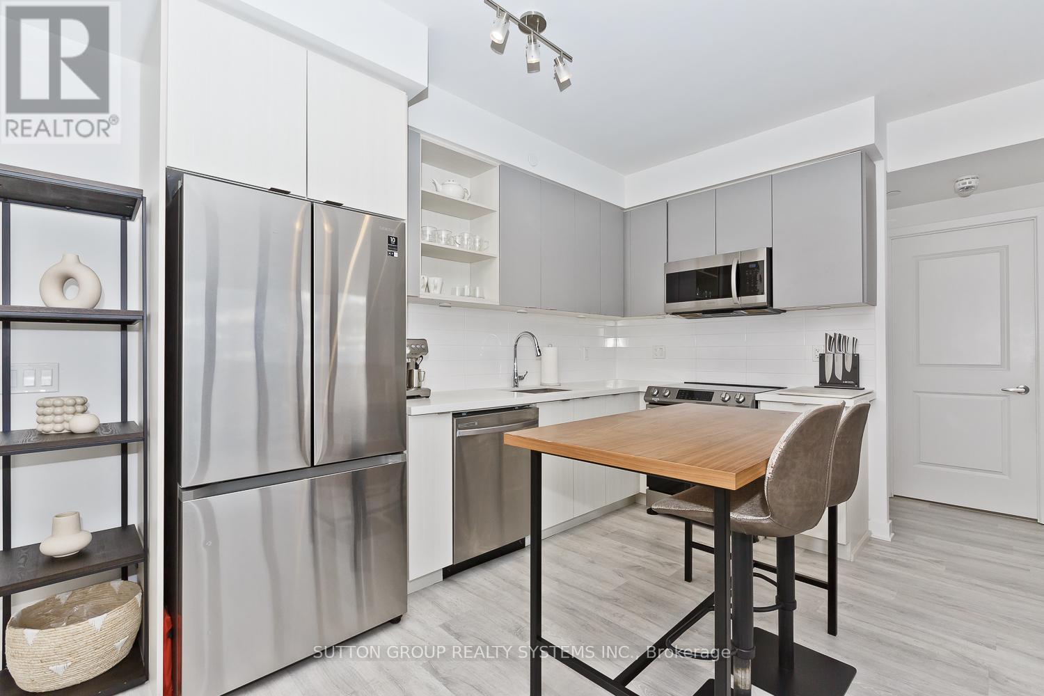 1409 - 4655 Metcalfe Avenue, Mississauga, Ontario  L5M 0Z7 - Photo 9 - W12570308