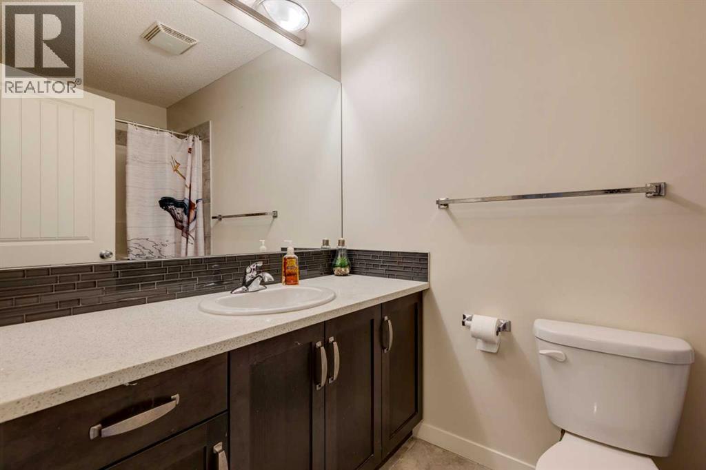 65 Copperpond Landing Se, Calgary, Alberta  T2Z 1G6 - Photo 23 - A2271438