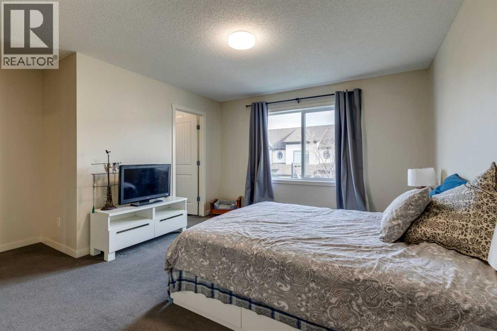 65 Copperpond Landing Se, Calgary, Alberta  T2Z 1G6 - Photo 17 - A2271438