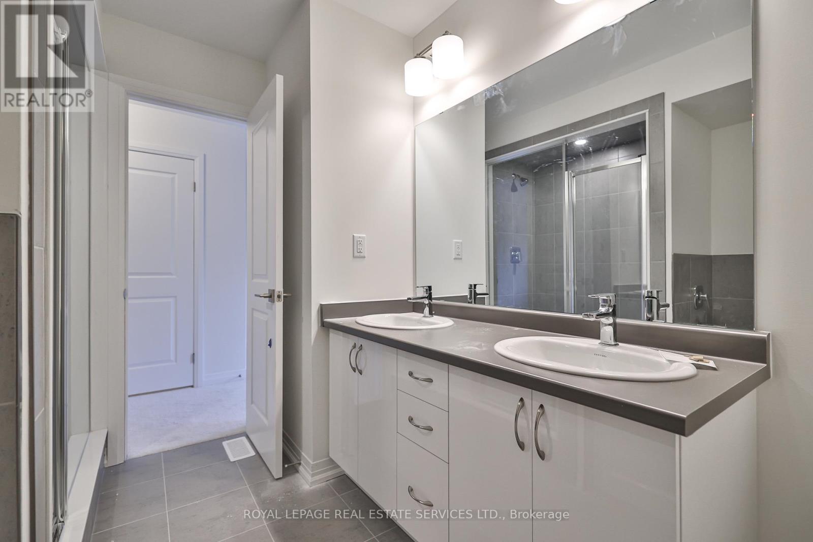 56 Mckernan Avenue, Brantford, Ontario  N3V 0B9 - Photo 18 - X12570076