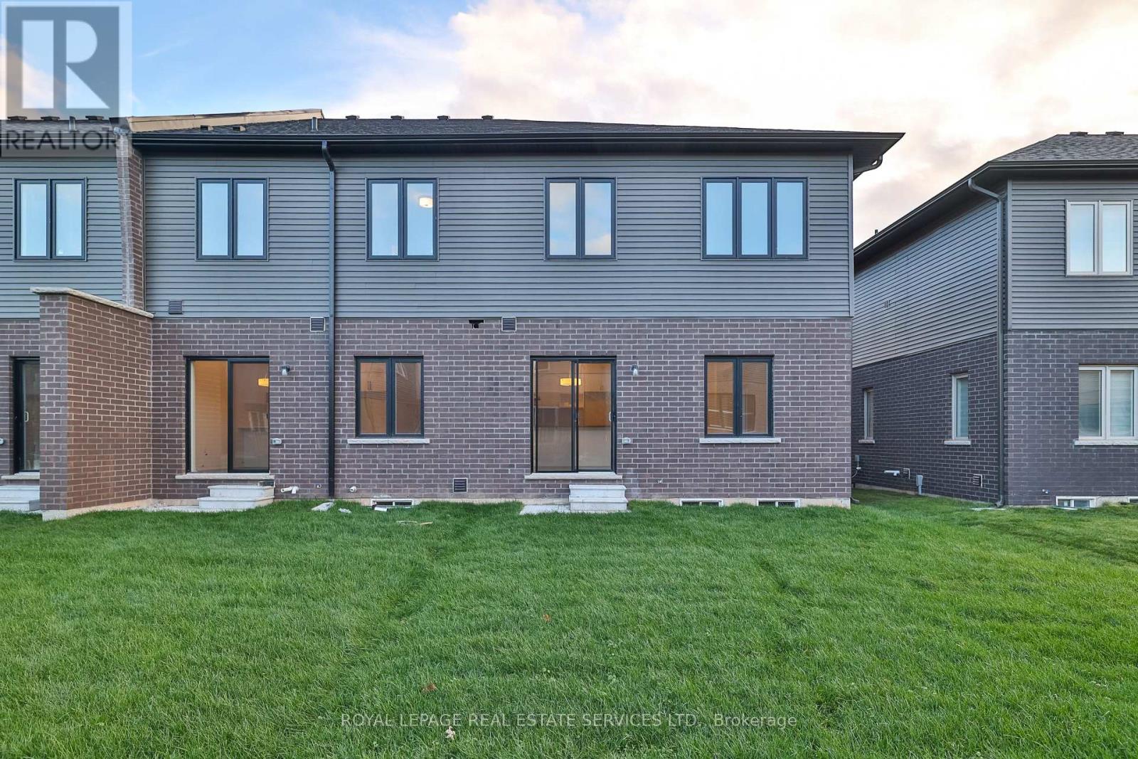 56 Mckernan Avenue, Brantford, Ontario  N3V 0B9 - Photo 33 - X12570076