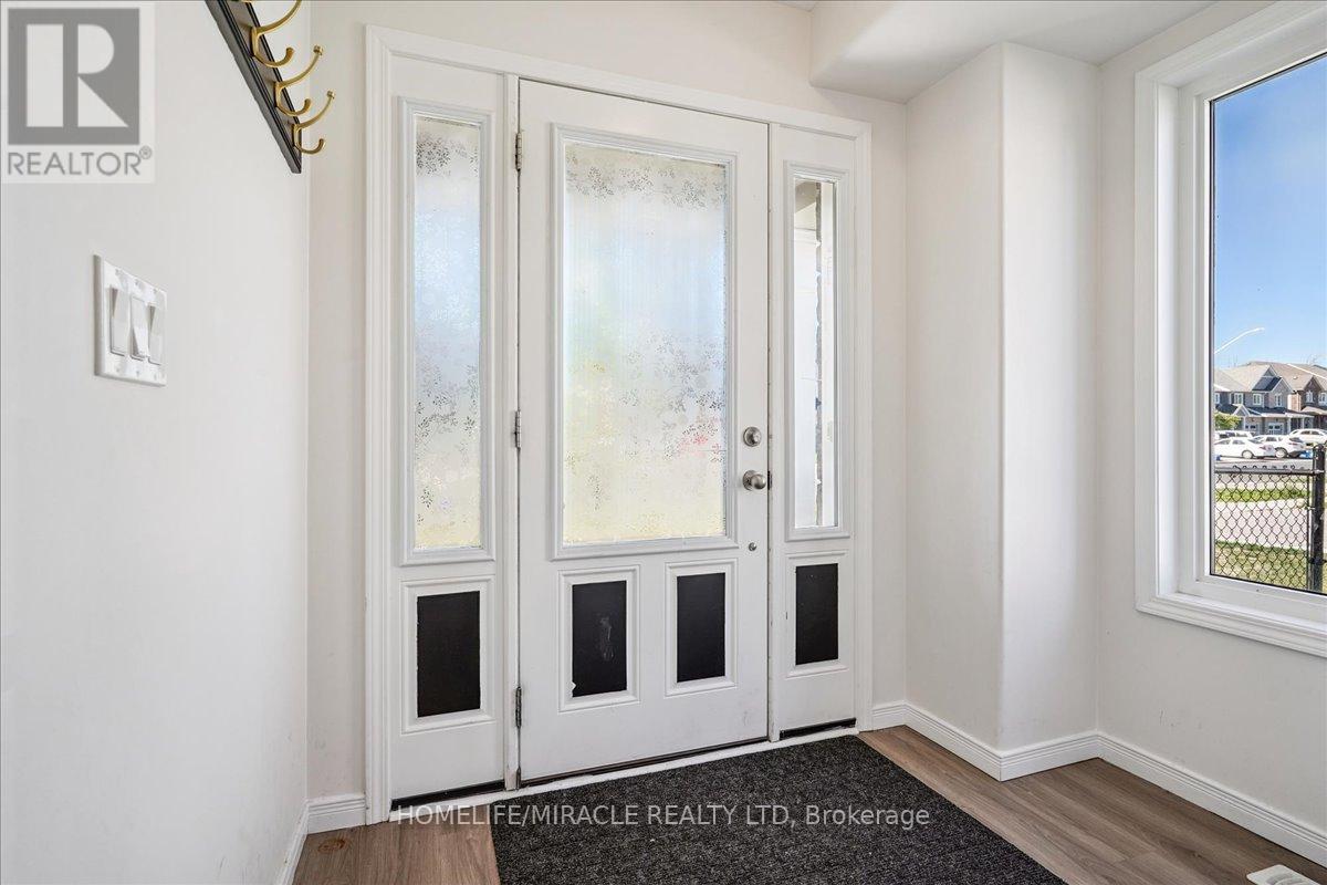 1614 Hetherington Drive, Peterborough, Ontario K9L 1Y7 - Photo 5 - X12570266