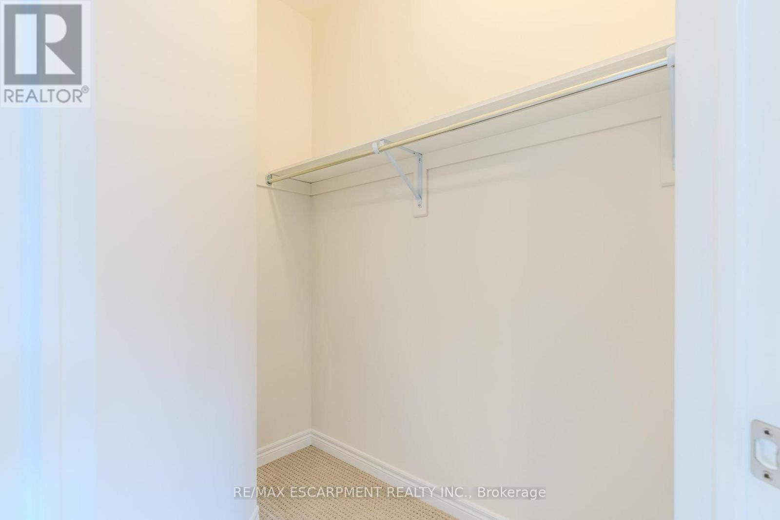 83 Great Falls Boulevard, Hamilton, Ontario  L0R 2H7 - Photo 24 - X12570300