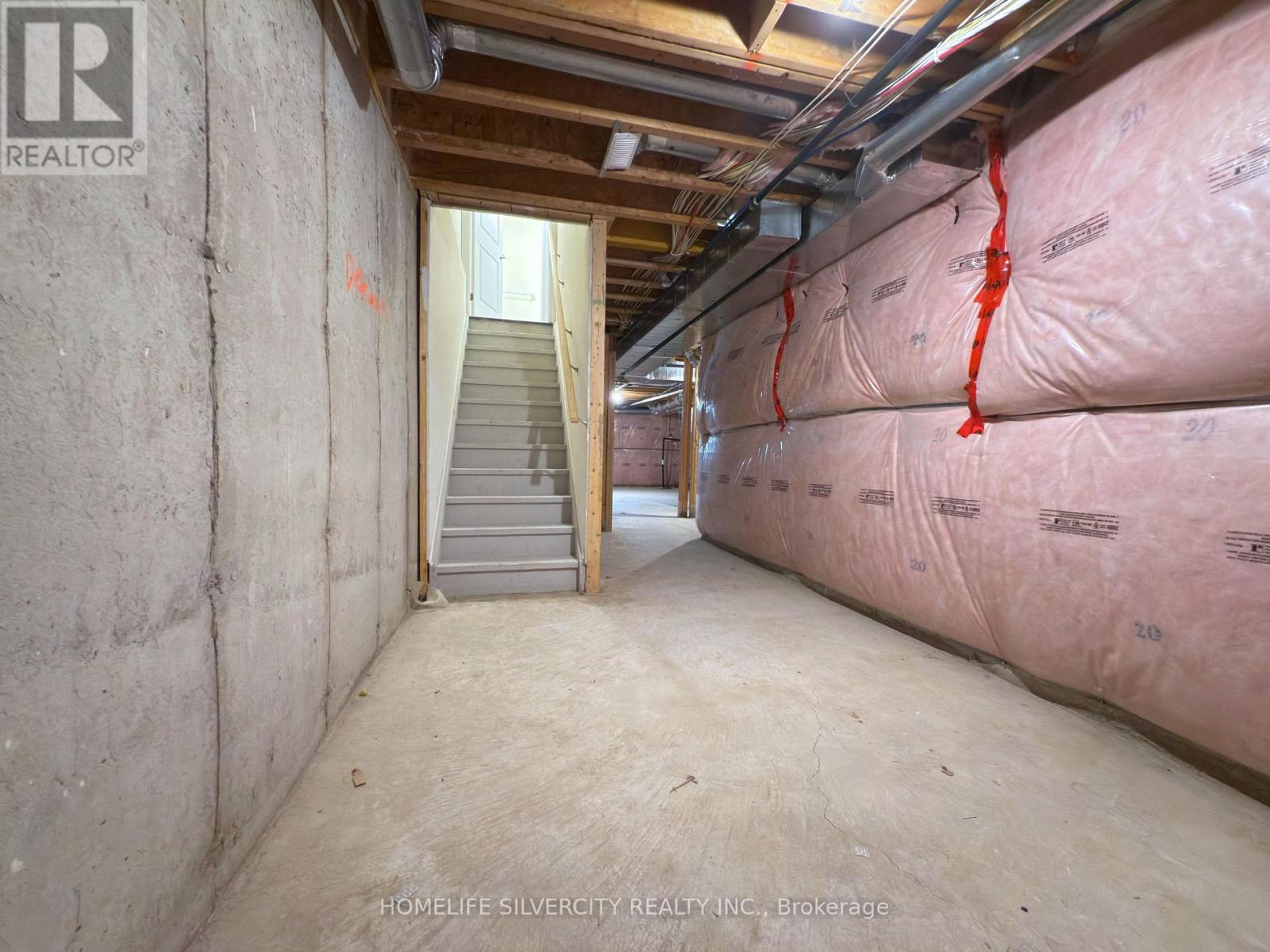 35 Sparkle Drive, Thorold, Ontario  L2V 0H2 - Photo 24 - X12570302