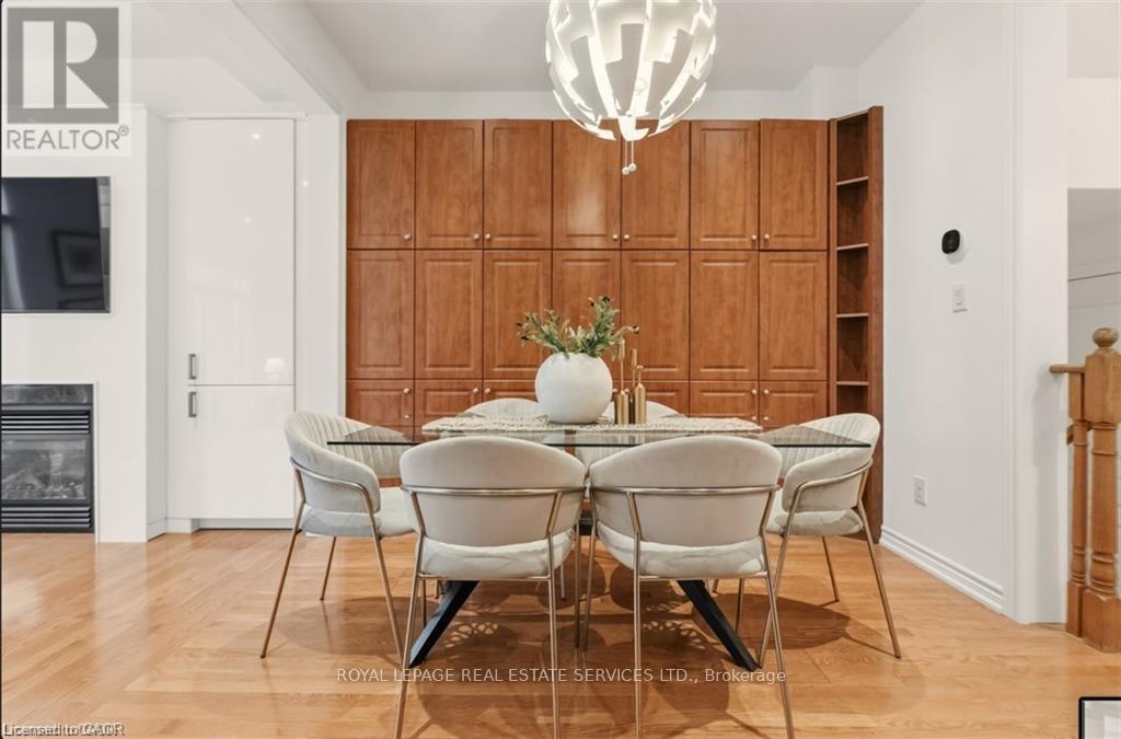 23 Sedgewick Place, Vaughan, Ontario  L4H 3J5 - Photo 4 - N12570202