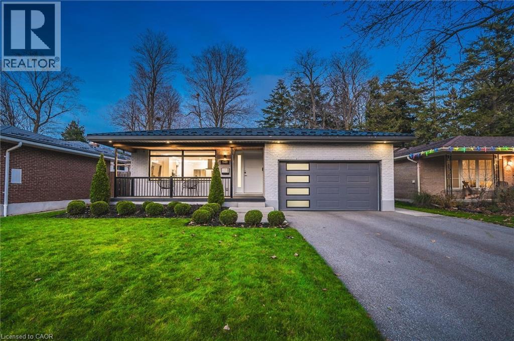 548 Box Grove Place, Waterloo, Ontario N2L 4V3 - Photo 2 - 40789487