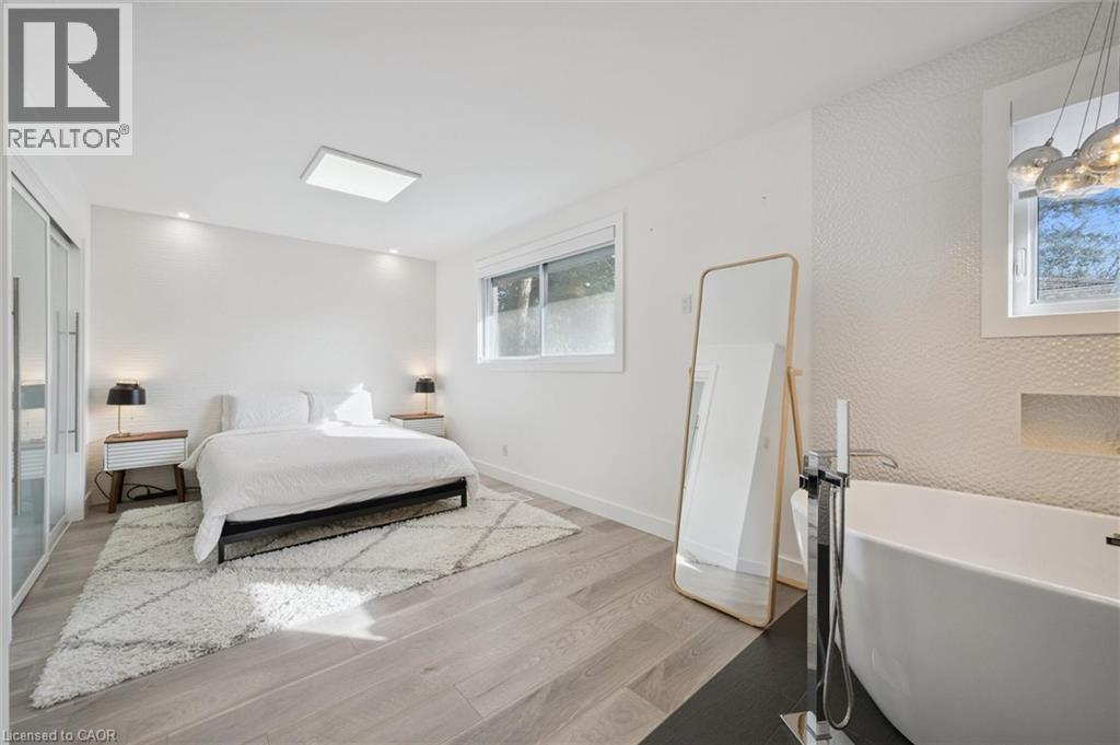 548 Box Grove Place, Waterloo, Ontario N2L 4V3 - Photo 24 - 40789487