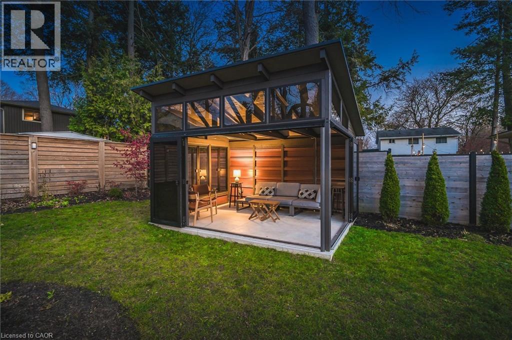 548 Box Grove Place, Waterloo, Ontario N2L 4V3 - Photo 33 - 40789487