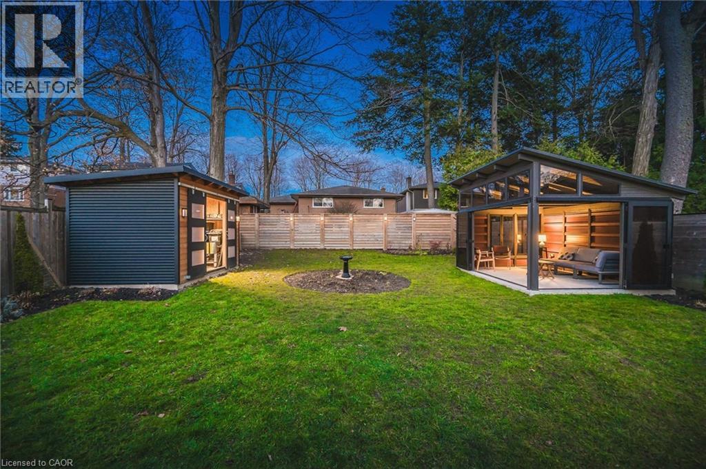 548 Box Grove Place, Waterloo, Ontario N2L 4V3 - Photo 39 - 40789487