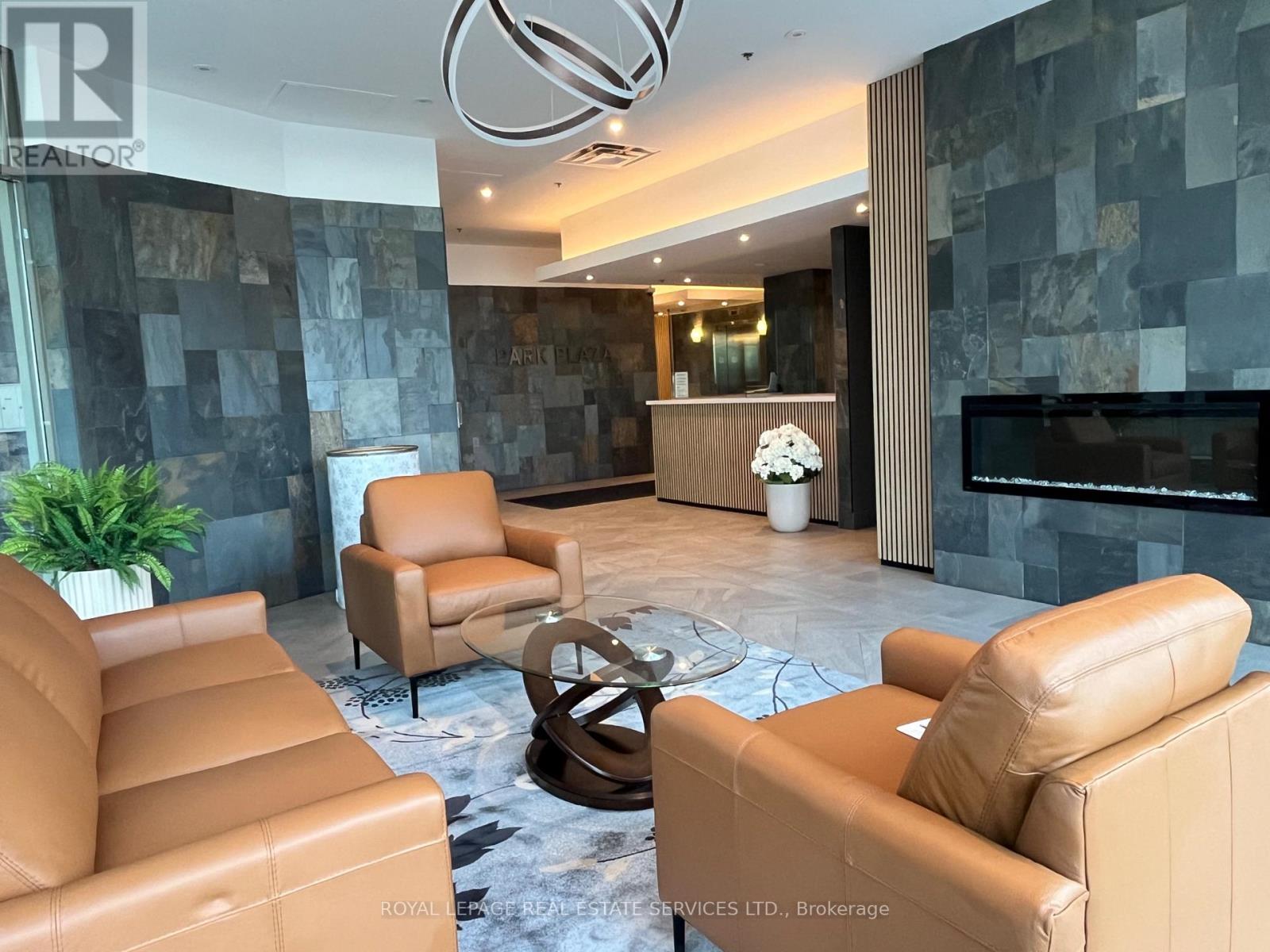 906 - 1030 Sheppard Avenue W, Toronto, Ontario  M3H 6C1 - Photo 3 - C12557346