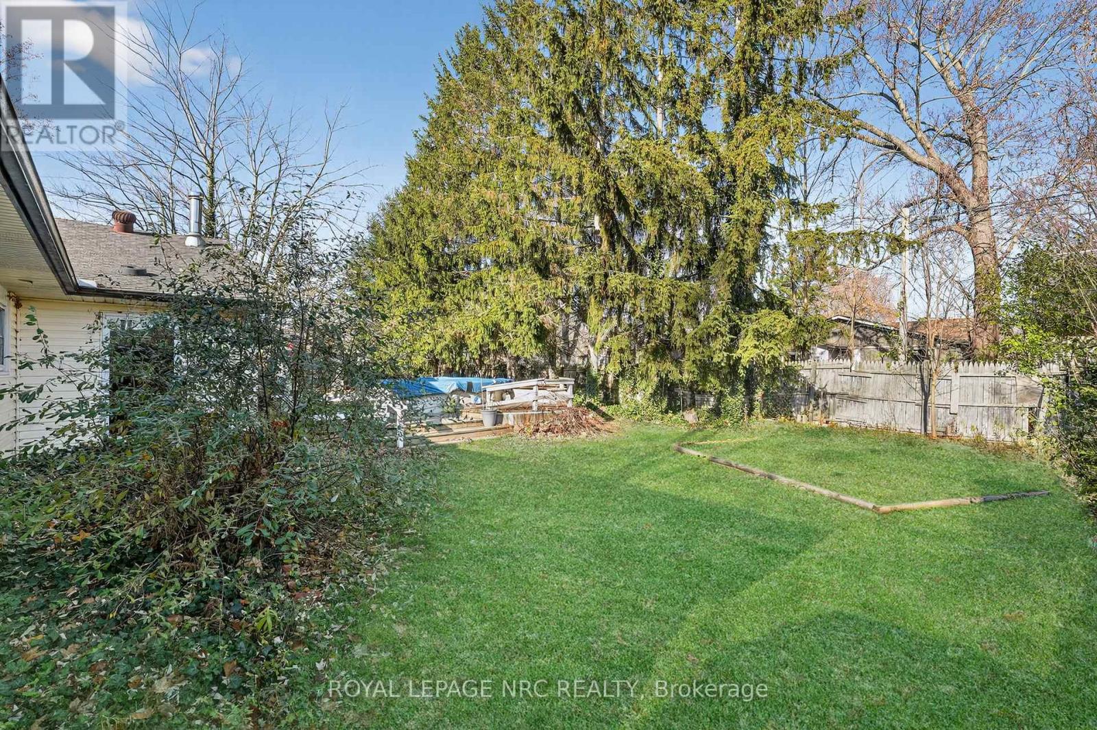 3208 Young Avenue, Fort Erie, Ontario  L0S 1N0 - Photo 41 - X12567870