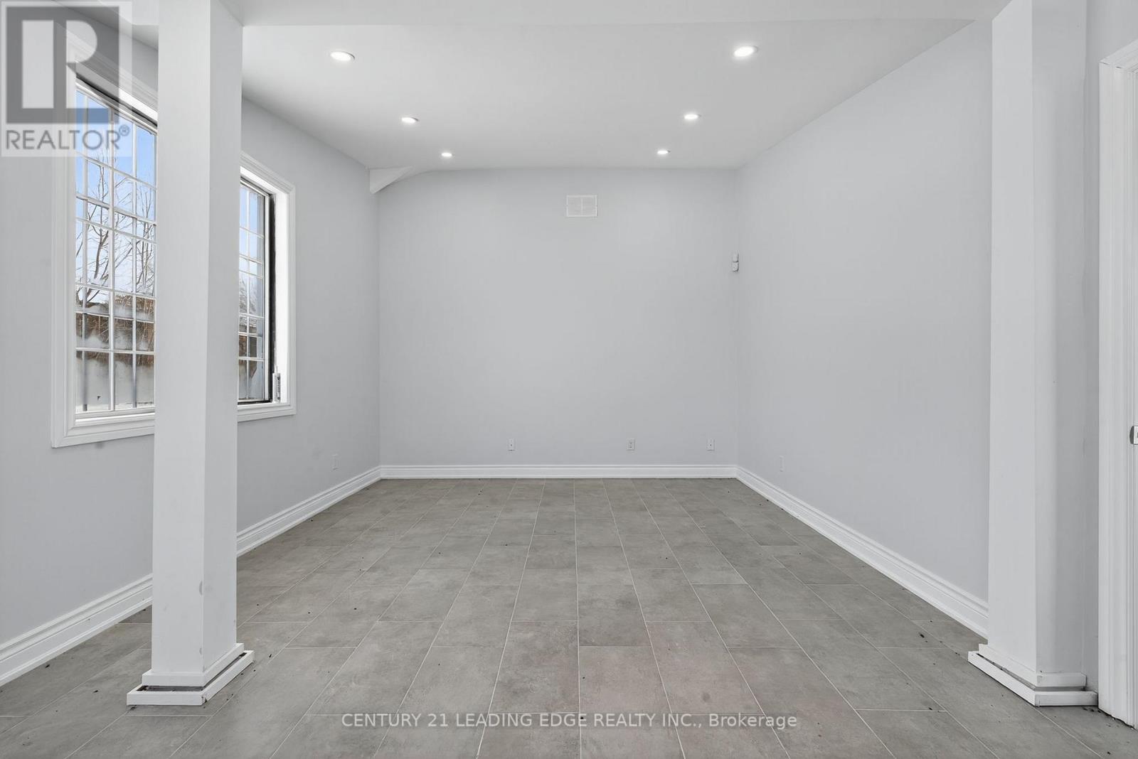 556 Bath Road, Kingston, Ontario K7M 2Y3 - Photo 18 - X12570328