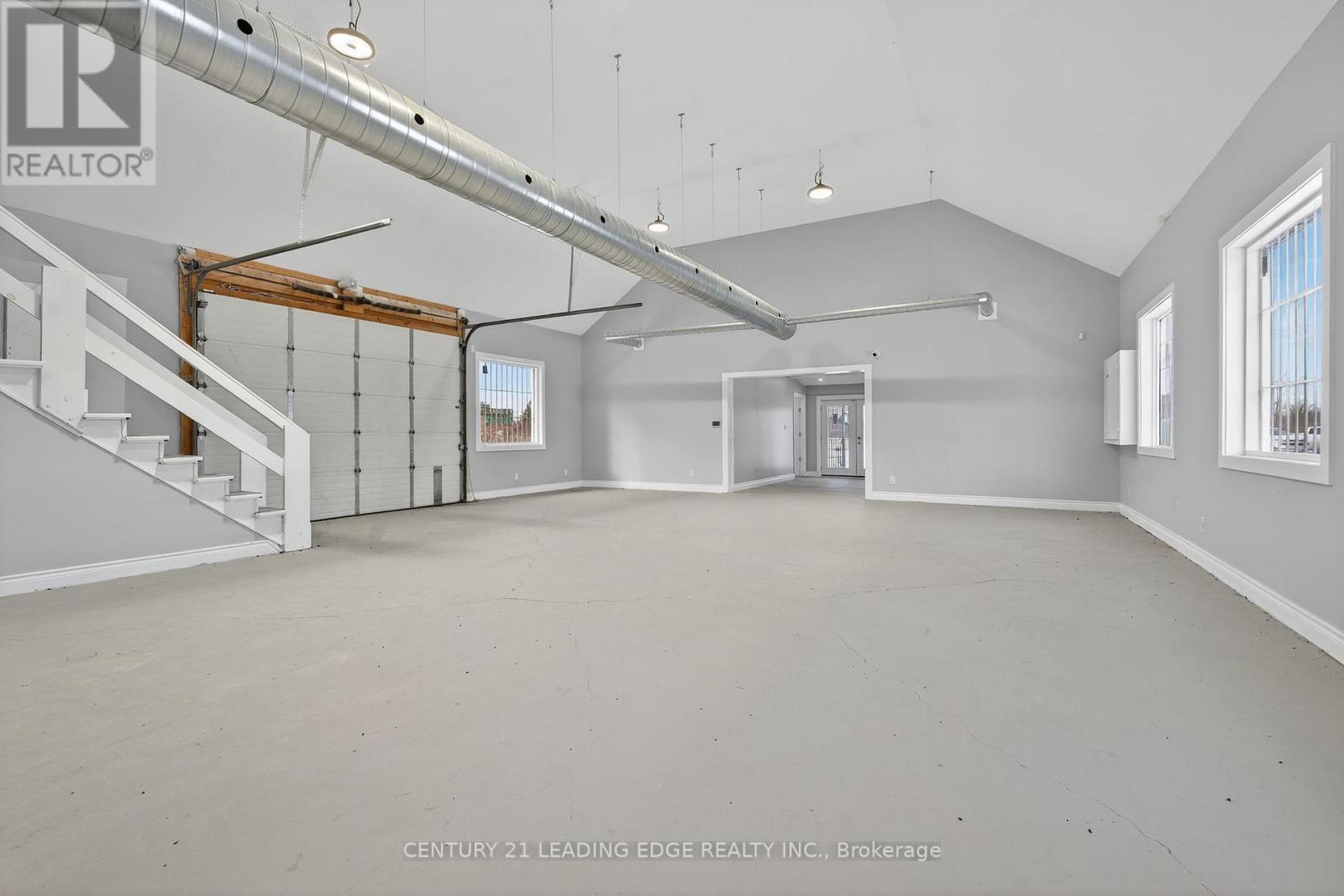 556 Bath Road, Kingston, Ontario K7M 2Y3 - Photo 25 - X12570328