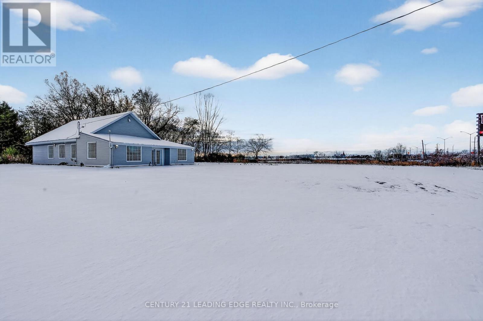 556 Bath Road, Kingston, Ontario K7M 2Y3 - Photo 4 - X12570328