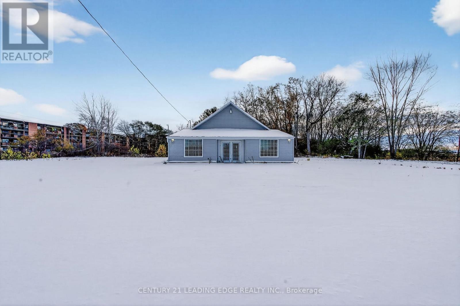 556 Bath Road, Kingston, Ontario K7M 2Y3 - Photo 9 - X12570328