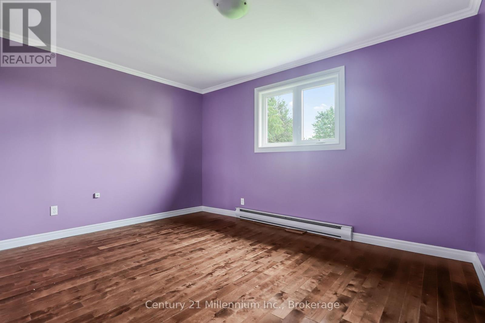 130 Main Street, Northern Bruce Peninsula, Ontario N0H 1W0 - Photo 15 - X12570386