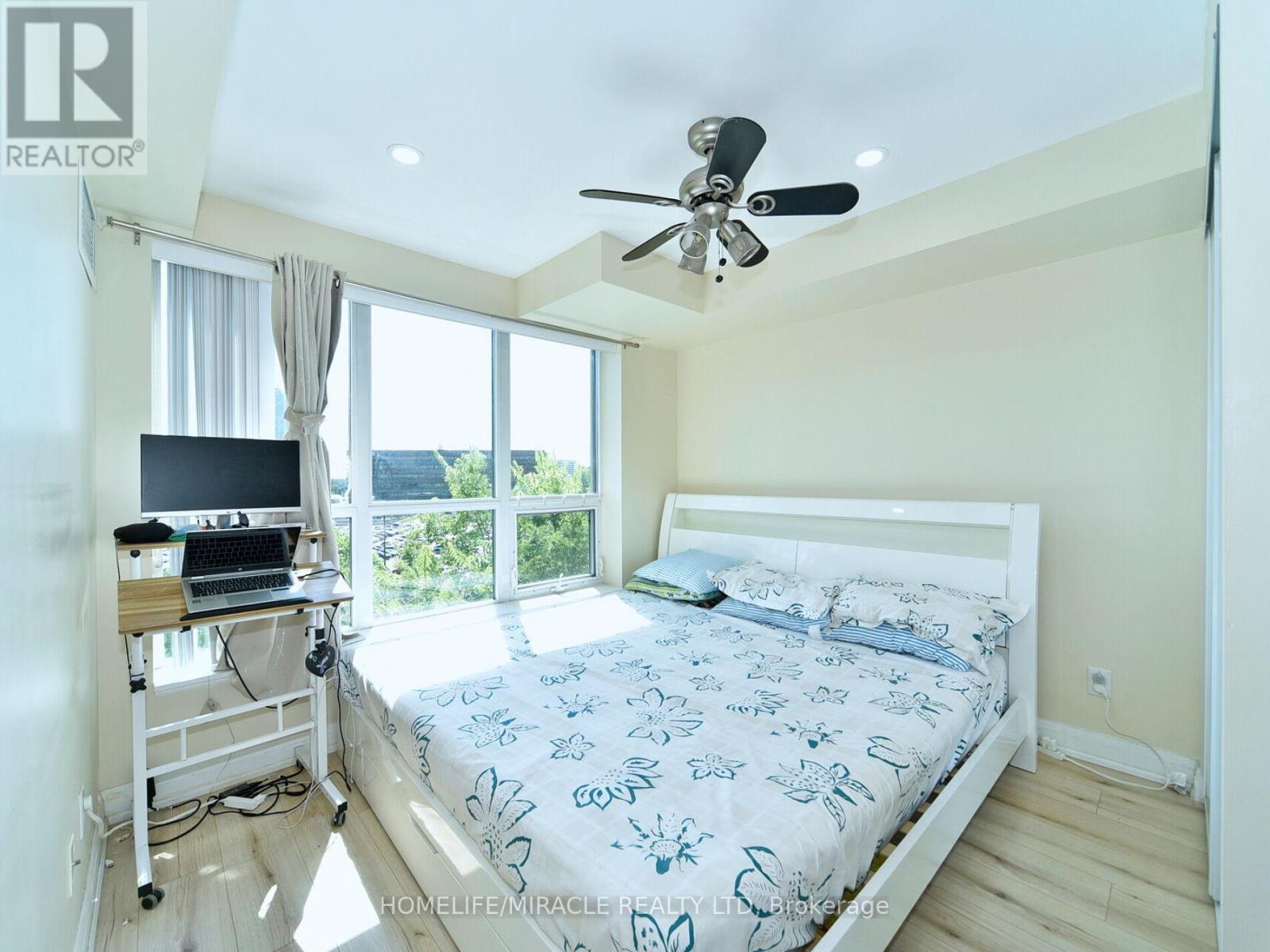 519 - 120 Dallimore Circle, Toronto, Ontario  M3C 4J1 - Photo 12 - C12570338