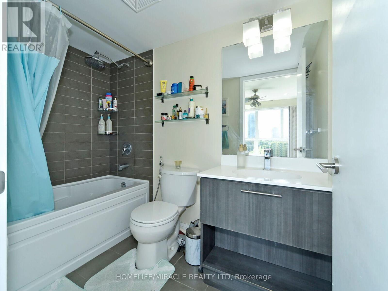 519 - 120 Dallimore Circle, Toronto, Ontario  M3C 4J1 - Photo 14 - C12570338