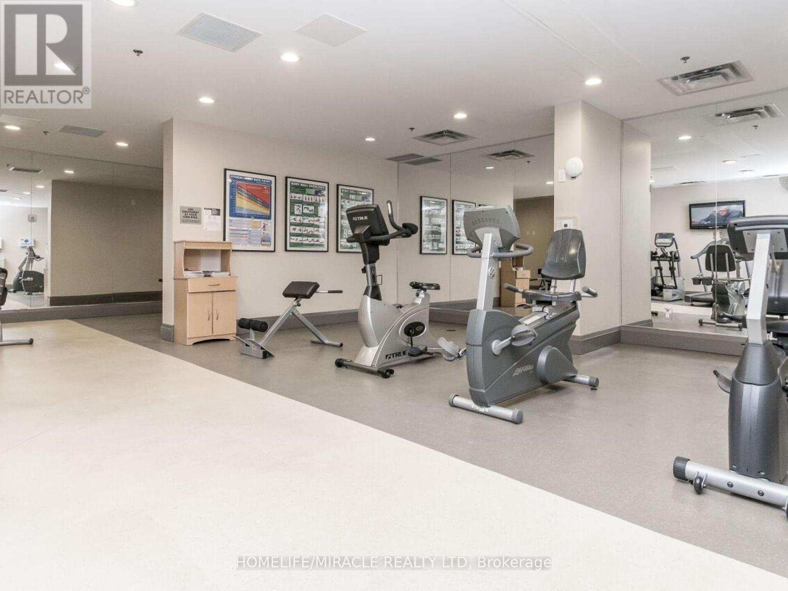 519 - 120 Dallimore Circle, Toronto, Ontario  M3C 4J1 - Photo 16 - C12570338