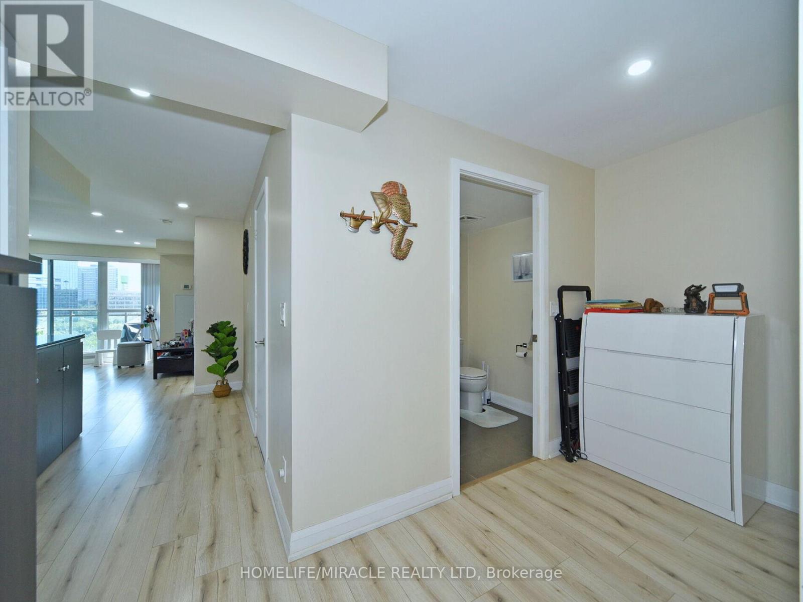 519 - 120 Dallimore Circle, Toronto, Ontario  M3C 4J1 - Photo 23 - C12570338