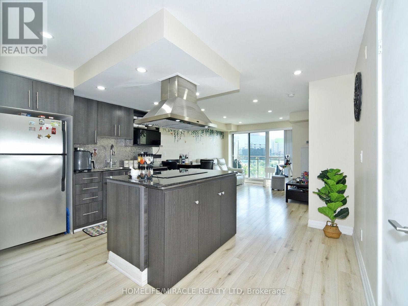 519 - 120 Dallimore Circle, Toronto, Ontario  M3C 4J1 - Photo 24 - C12570338