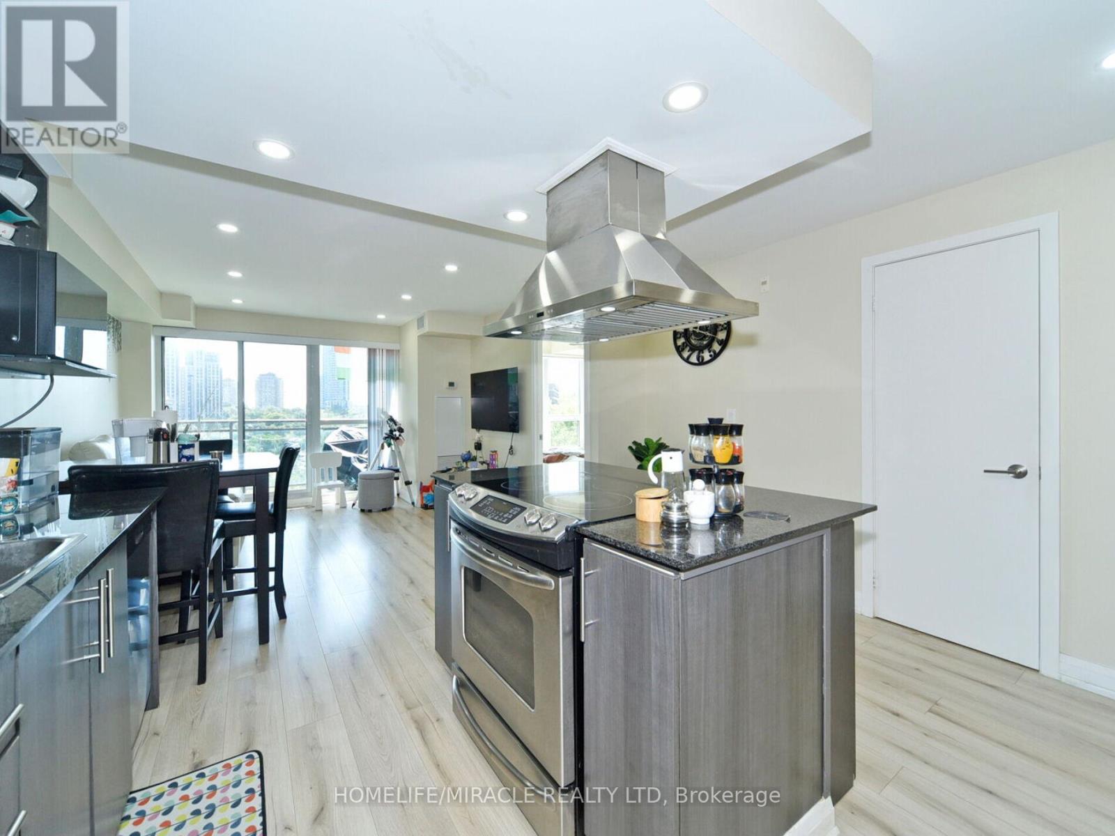 519 - 120 Dallimore Circle, Toronto, Ontario  M3C 4J1 - Photo 29 - C12570338