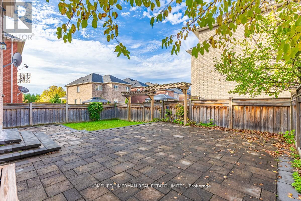 Upper Floor - 146 Shale Crescent, Vaughan, Ontario L6A 4N5 - Photo 30 - N12570380