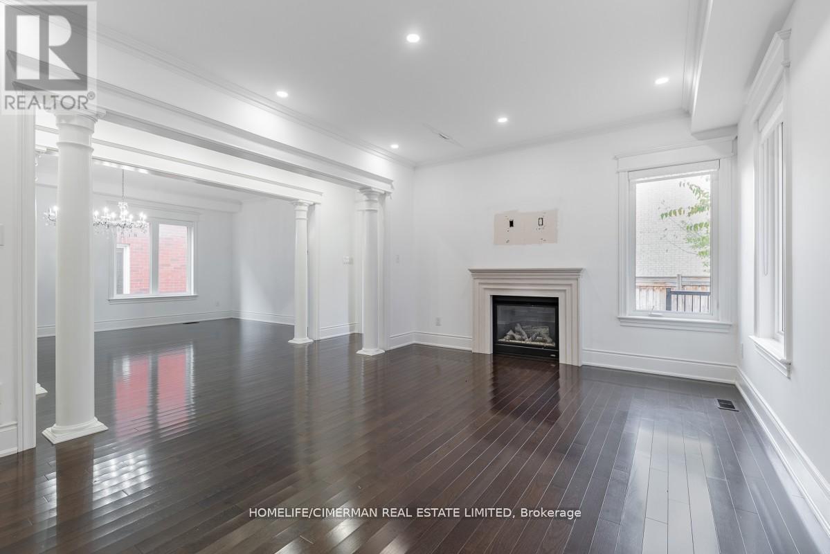 Upper Floor - 146 Shale Crescent, Vaughan, Ontario L6A 4N5 - Photo 4 - N12570380