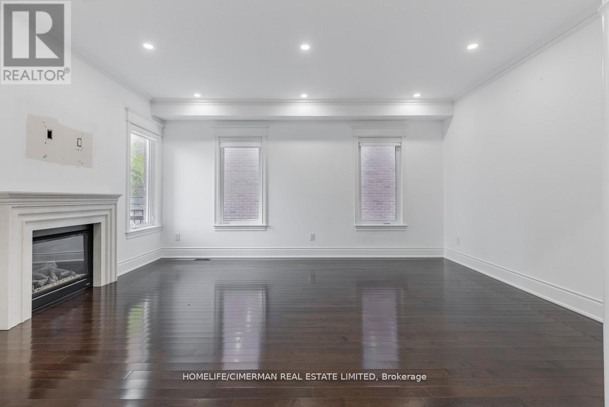 Upper Floor - 146 Shale Crescent, Vaughan, Ontario L6A 4N5 - Photo 7 - N12570380