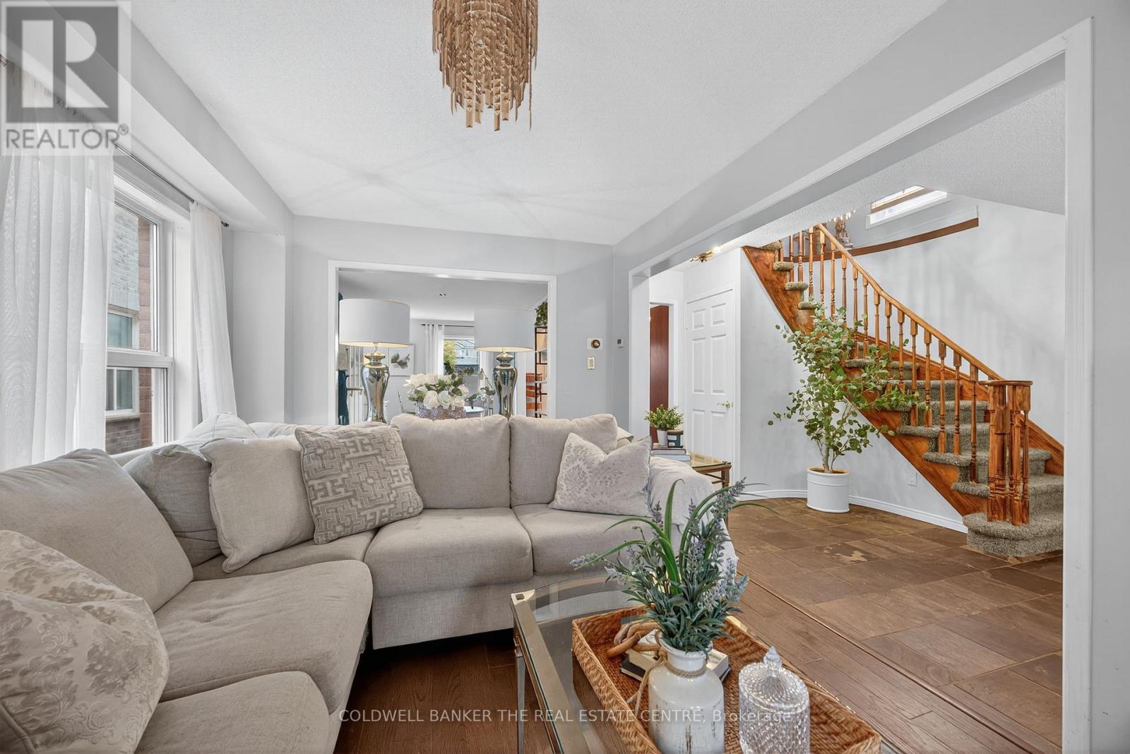 136 Violet Street, Barrie, Ontario  L4N 9M7 - Photo 5 - S12570390