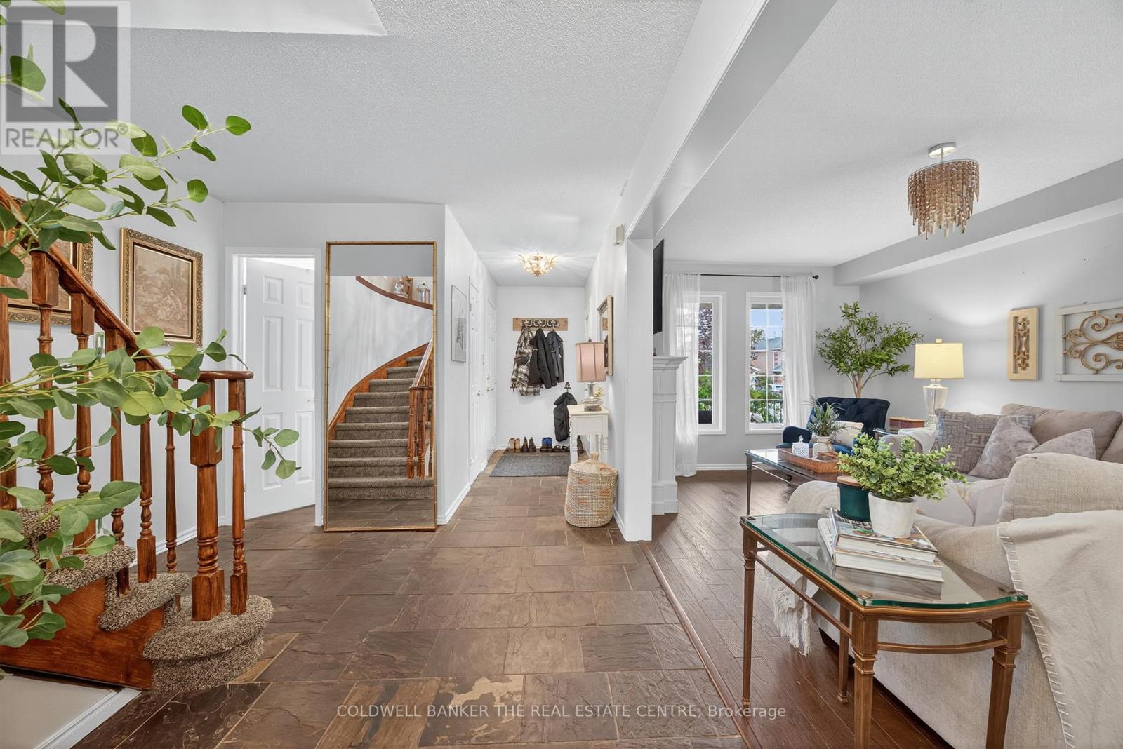 136 Violet Street, Barrie, Ontario  L4N 9M7 - Photo 7 - S12570390