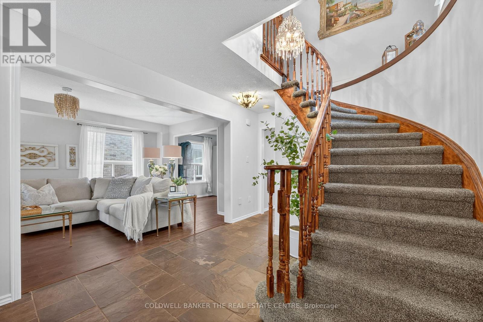 136 Violet Street, Barrie, Ontario  L4N 9M7 - Photo 8 - S12570390