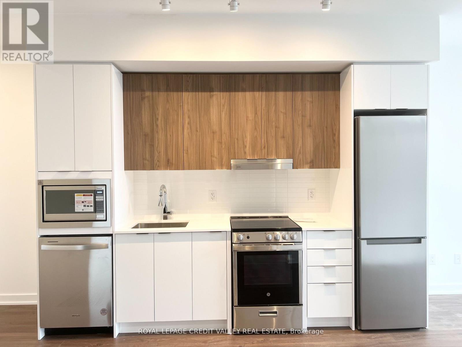 436 - 5105 Hurontario Street E, Mississauga, Ontario L4Z 0C9 - Photo 10 - W12570344