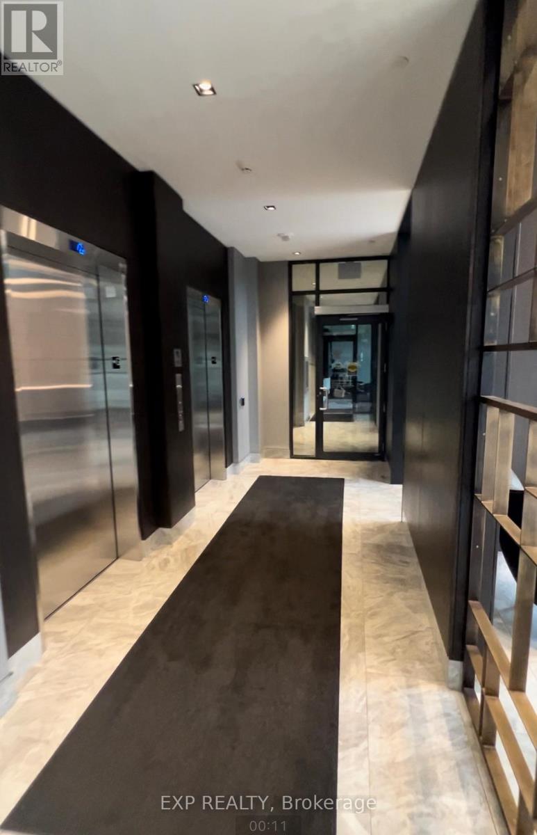 505 - 1461 Lawrence Avenue W, Toronto, Ontario  M6L 0A6 - Photo 3 - W12570384