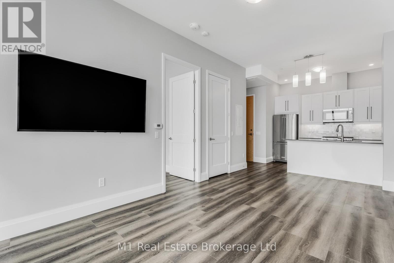 3001 - 60 Charles Street W, Kitchener, Ontario  N2G 0C9 - Photo 11 - X12570410