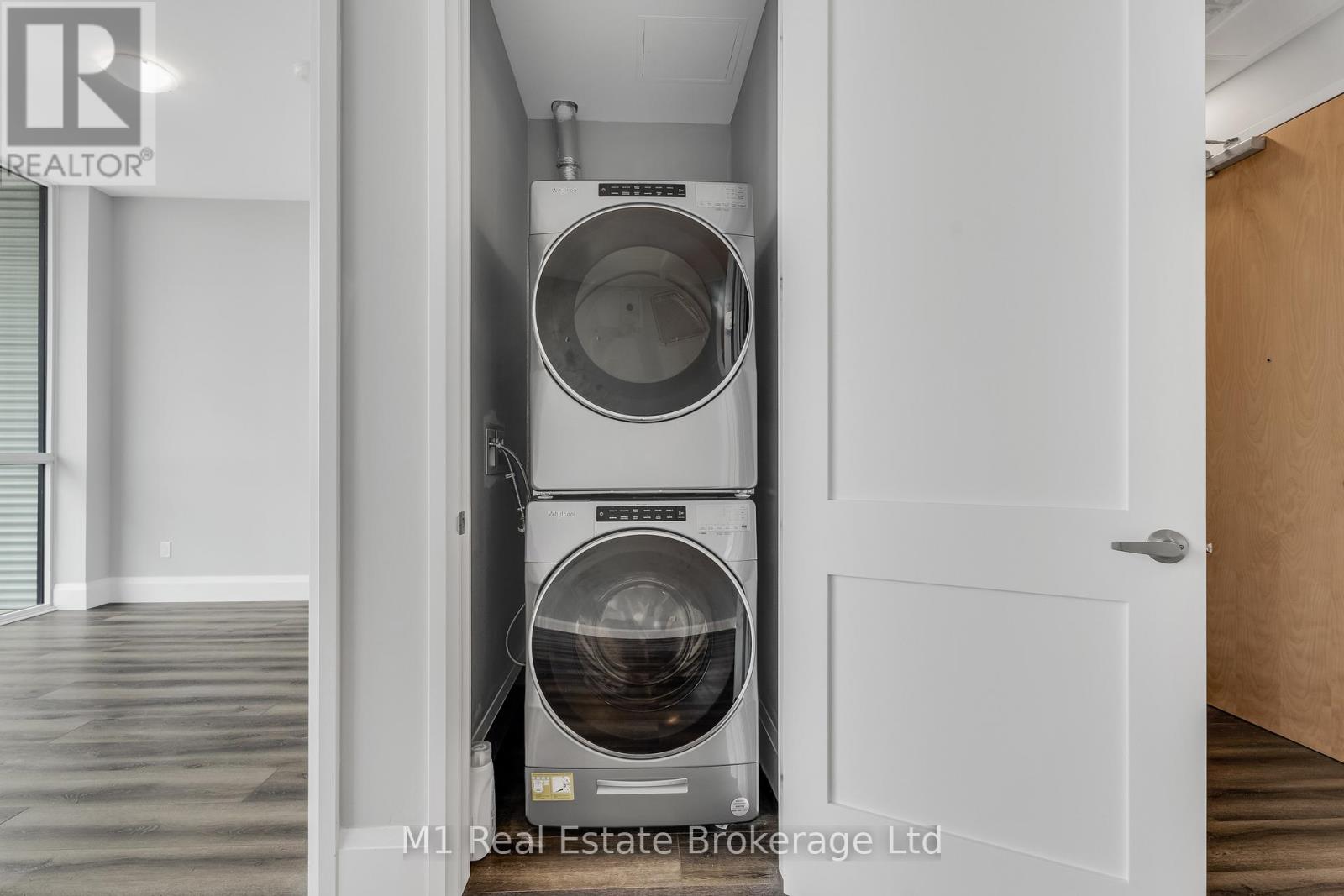 3001 - 60 Charles Street W, Kitchener, Ontario  N2G 0C9 - Photo 25 - X12570410