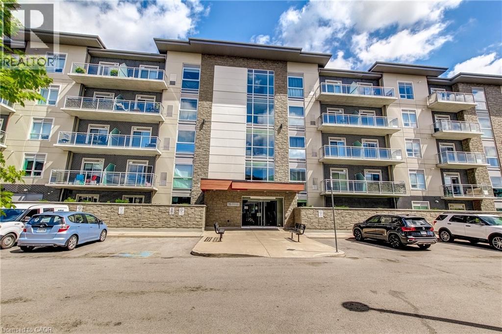 16 MARKLE Crescent Unit# 311, Ancaster, Ontario
