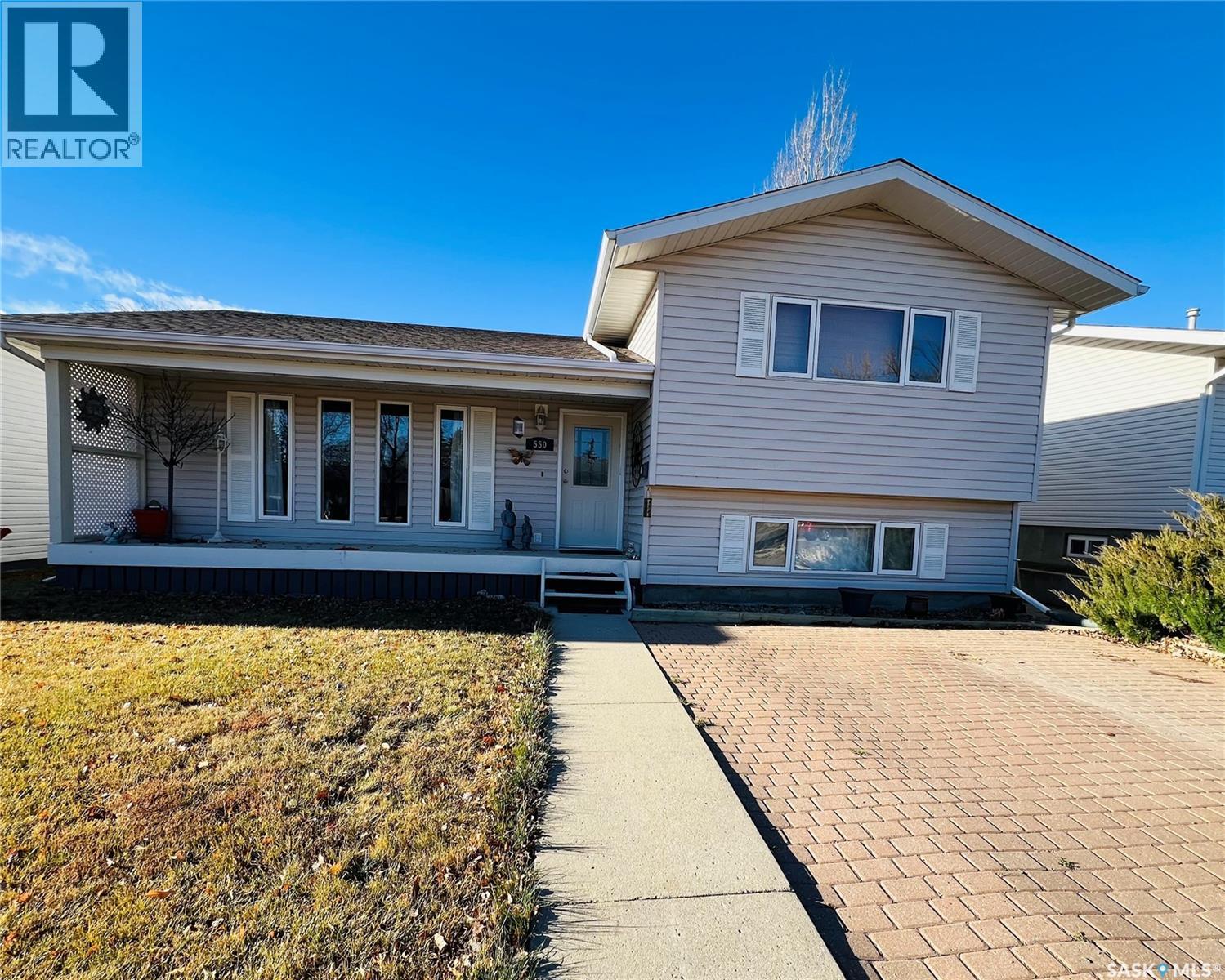 550 6th Avenue Nw, Swift Current, Saskatchewan  S9H 3P6 - Photo 1 - SK024464