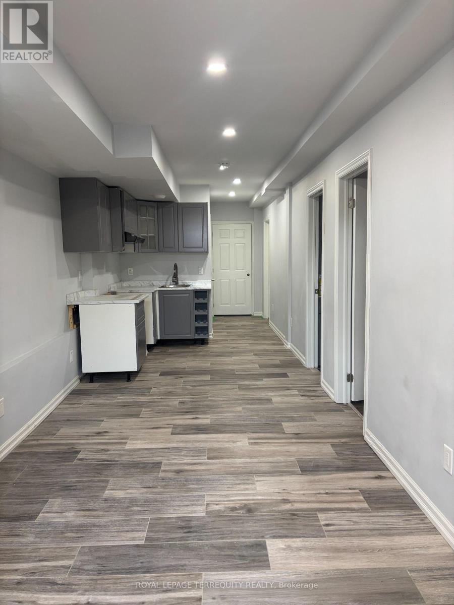 Bsmt - 270 The Queensway, Toronto, Ontario  M8Y 1J4 - Photo 7 - W12570404