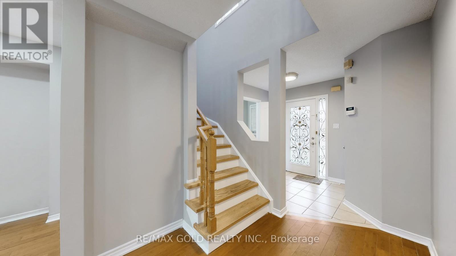 73 Pauline Crescent, Brampton, Ontario  L7A 2V5 - Photo 21 - W12570408