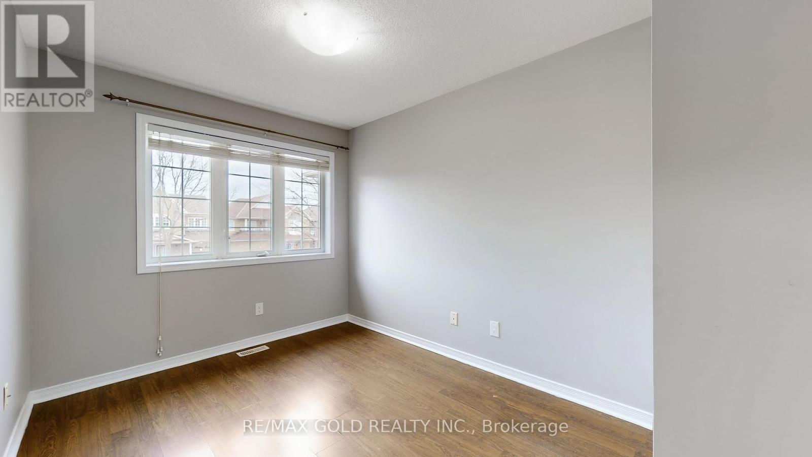 73 Pauline Crescent, Brampton, Ontario  L7A 2V5 - Photo 32 - W12570408