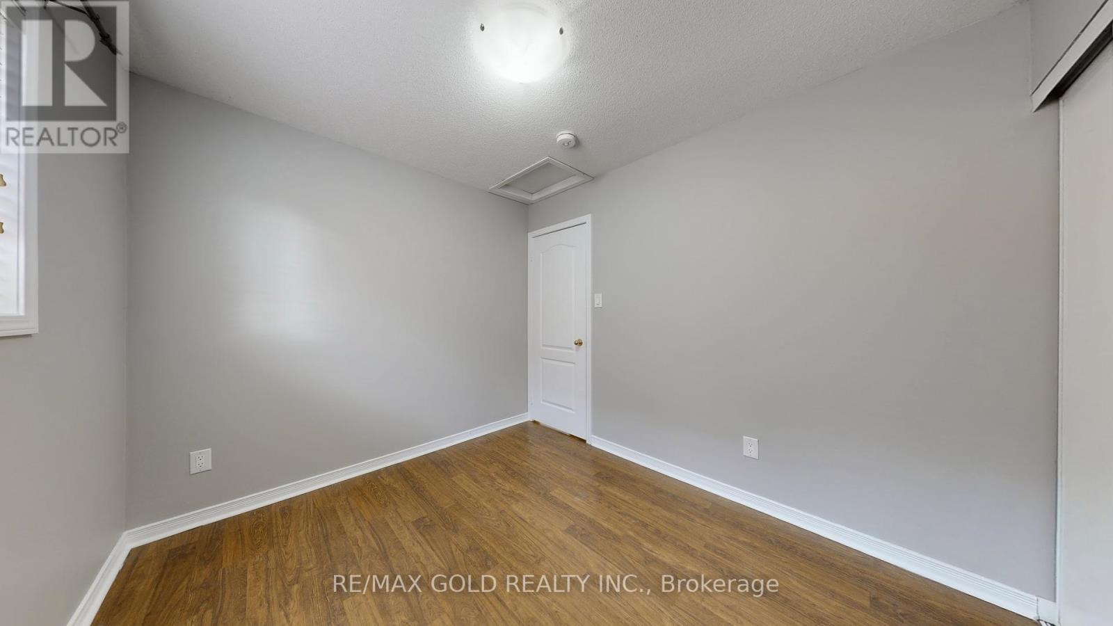 73 Pauline Crescent, Brampton, Ontario  L7A 2V5 - Photo 38 - W12570408