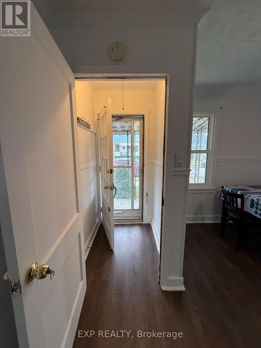 6318 Skinner Street, Niagara Falls, Ontario L2G 2Y7 - Photo 10 - X12568158