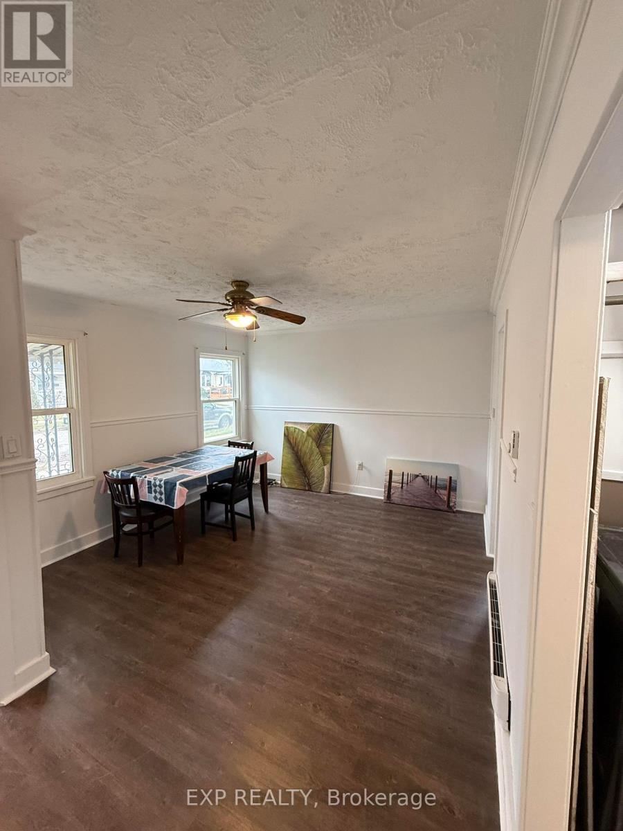 6318 Skinner Street, Niagara Falls, Ontario L2G 2Y7 - Photo 11 - X12568158