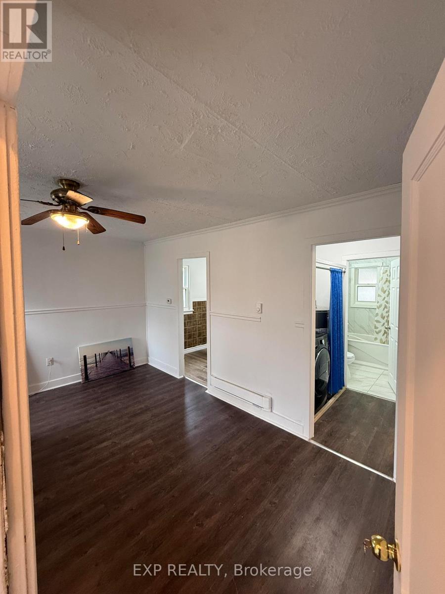 6318 Skinner Street, Niagara Falls, Ontario L2G 2Y7 - Photo 13 - X12568158